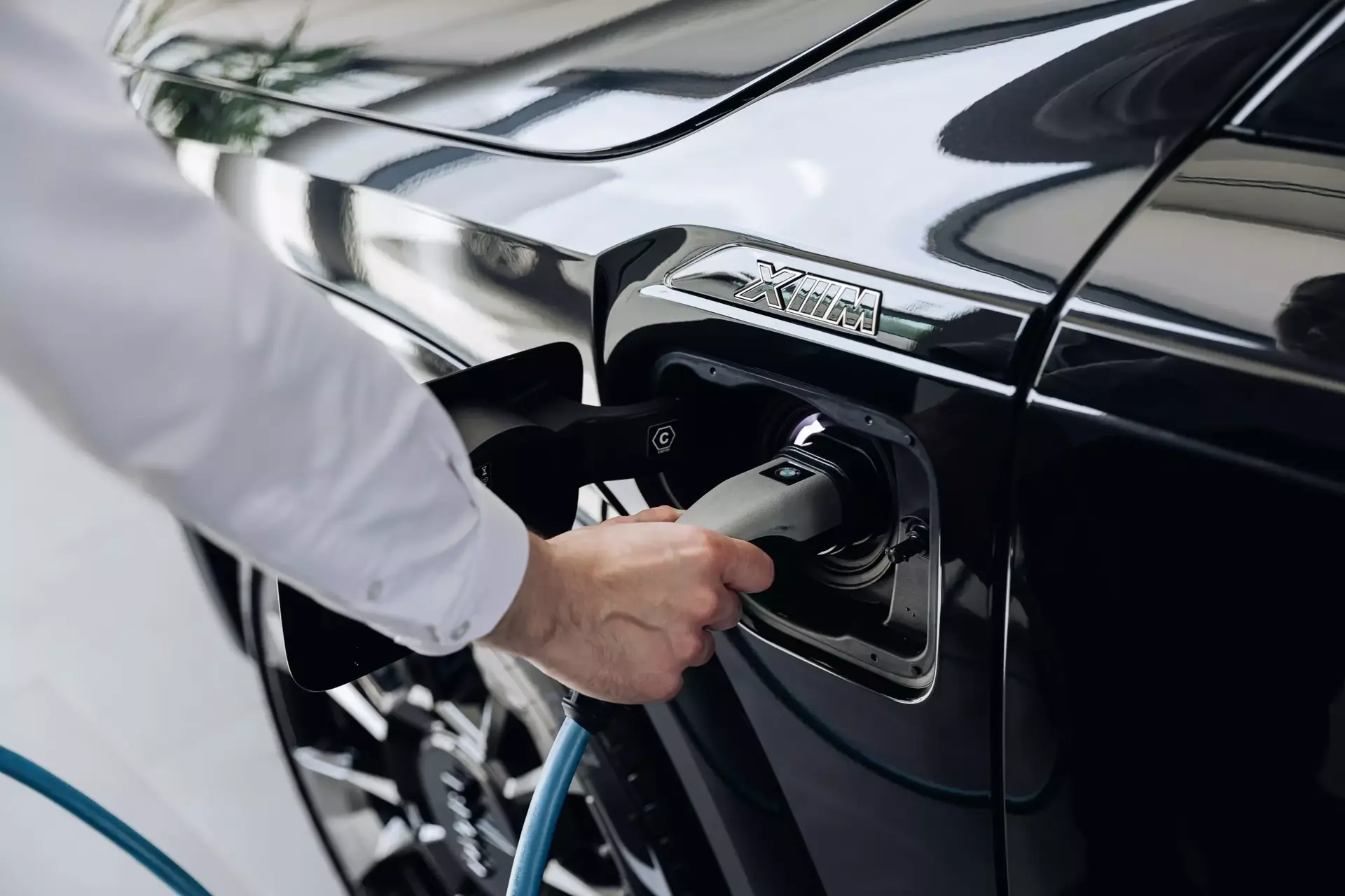 Lo scopo della partnership tra BMW Group e l'Università di Zagabria è quella di sviluppare e produrre delle celle batterie attraverso l’Intelligenza Artificiale.