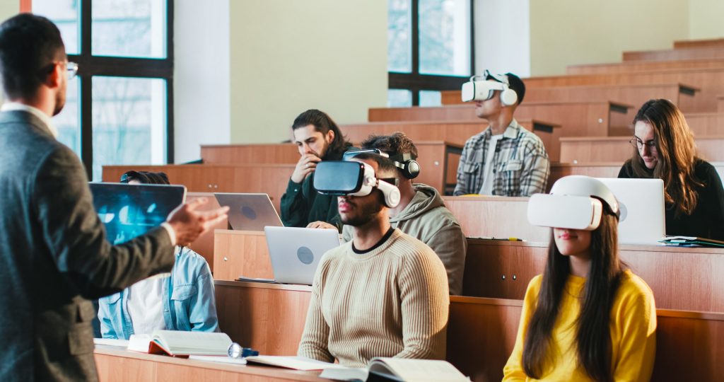 Le Metaversity sono repliche digitali di campus universitari, accessibili tramite i visori VR.