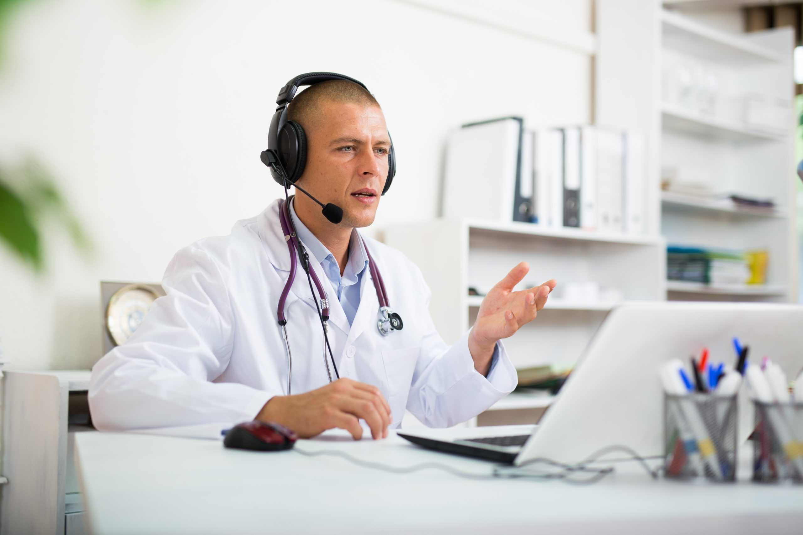 La telemedicina rappresenta una grande opportunità per il servizio sanitario in Italia, con il nuovo centro di controllo per il supporto medico si ha l’obiettivo di migliorare l’assistenza ai pazienti e promuovere l’inclusione sociale.